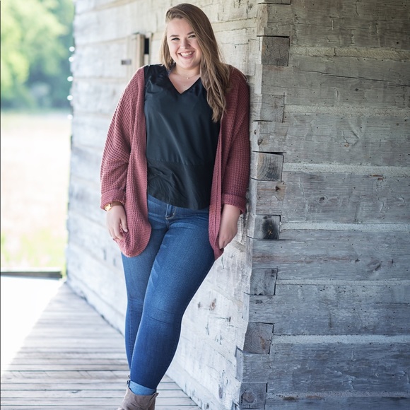 Meet your Posher, Katherine - Picture 1 of 1